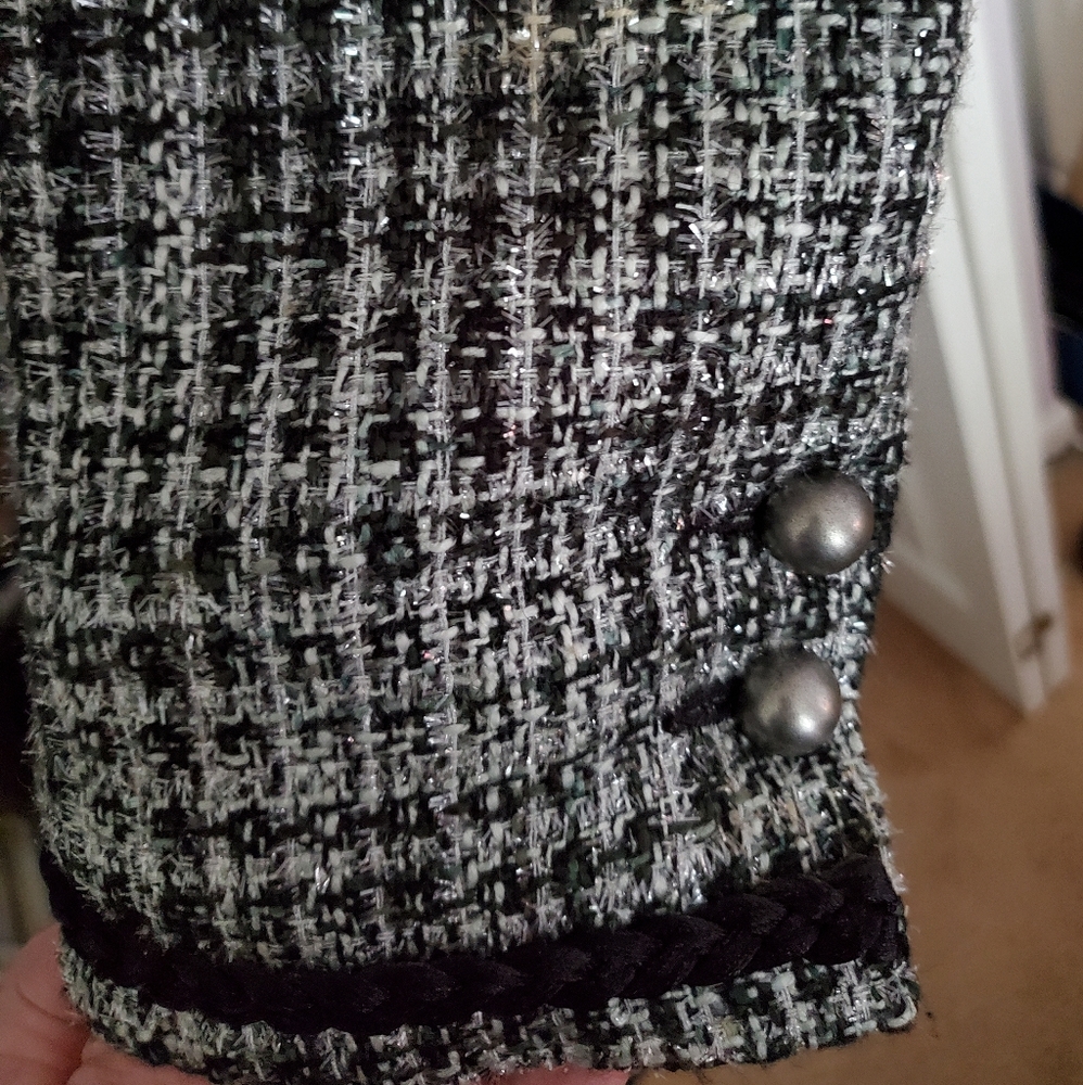 Express Size Large Jacket - Picture 2 of 4